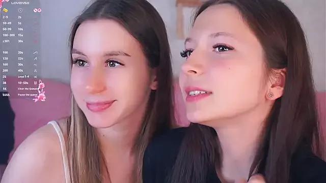 Photos of GabrielleLynchard from StripChat is Freechat