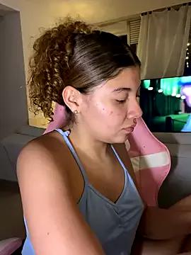 Gaby_002 from StripChat is Freechat