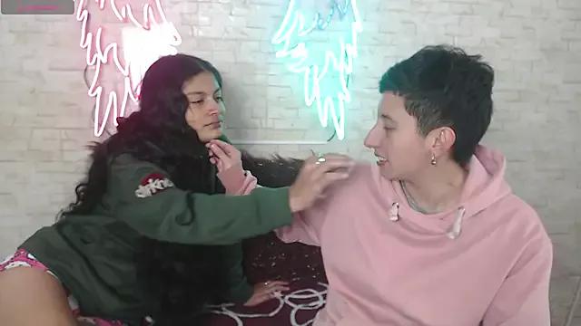 Gaby_and_Mei from StripChat is Freechat