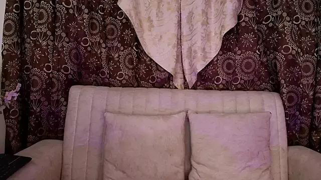 GabyyCute_ from StripChat is Freechat