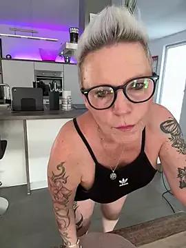 Photos of German_Milf from StripChat is Freechat