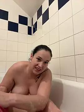 Girlysensuelle from StripChat is Freechat