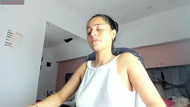 Giselle_Roldan from StripChat is Freechat