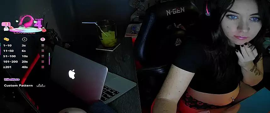 Customizable and immersive - Activate your taste buds and check-out our delicious choice of bondage cams streams with excited models getting their amazing bodies screwed with their beloved sex toys.