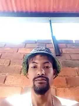 Goofygoody17 from StripChat is Freechat