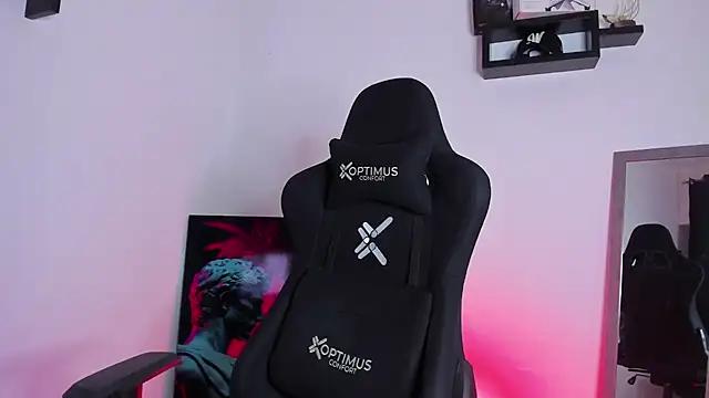 Customizable and immersive - Activate your taste buds and check-out our delicious choice of bondage cams streams with excited models getting their amazing bodies screwed with their beloved sex toys.