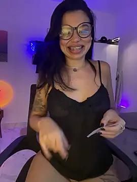 Customizable and immersive - Activate your taste buds and check-out our delicious choice of bondage cams streams with excited models getting their amazing bodies screwed with their beloved sex toys.