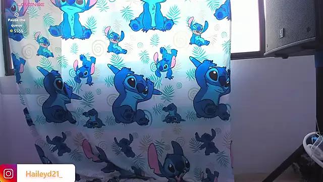 HaileyDuke from StripChat is Freechat