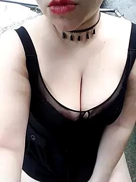 Hamina29 from StripChat is Freechat