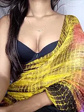 Haniaa_love from StripChat is Freechat