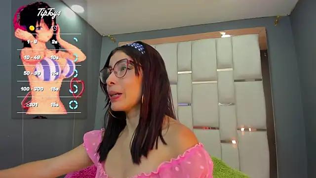 Customizable and immersive - Activate your taste buds and check-out our delicious choice of bondage cams streams with excited models getting their amazing bodies screwed with their beloved sex toys.
