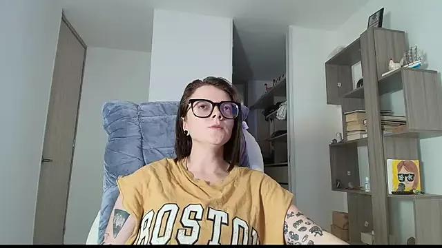 Hannah______ from StripChat is Freechat
