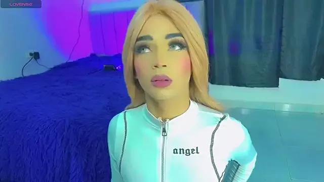 Customizable and immersive - Activate your taste buds and check-out our delicious choice of bondage cams streams with excited models getting their amazing bodies screwed with their beloved sex toys.