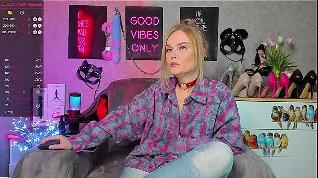Customizable and immersive - Activate your taste buds and check-out our delicious choice of bondage cams streams with excited models getting their amazing bodies screwed with their beloved sex toys.