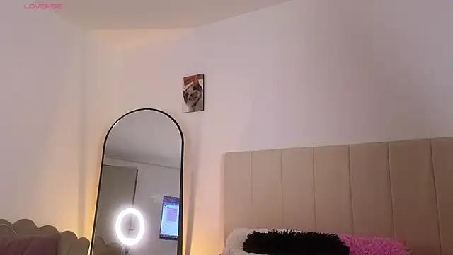 Customizable and immersive - Activate your taste buds and check-out our delicious choice of bondage cams streams with excited models getting their amazing bodies screwed with their beloved sex toys.