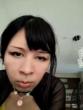 Haru_Queenn from StripChat is Freechat