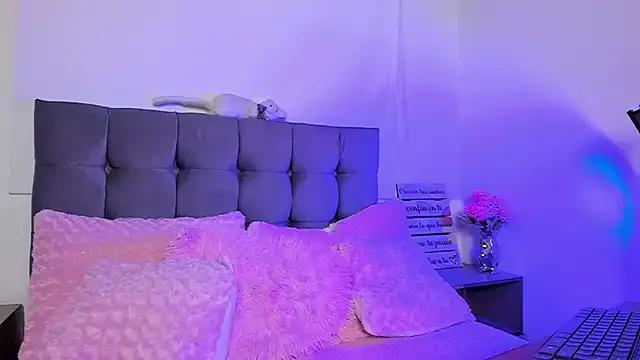 Customizable and immersive - Activate your taste buds and check-out our delicious choice of bondage cams streams with excited models getting their amazing bodies screwed with their beloved sex toys.