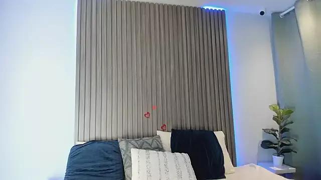 HelenaCole- from StripChat is Freechat