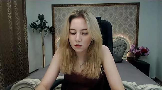 HelenLee1 from StripChat
