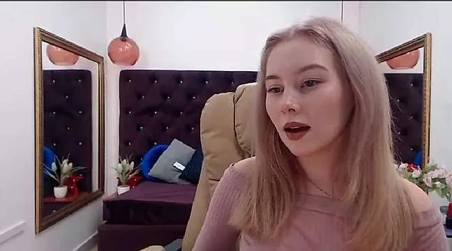 HelenLee1 from StripChat