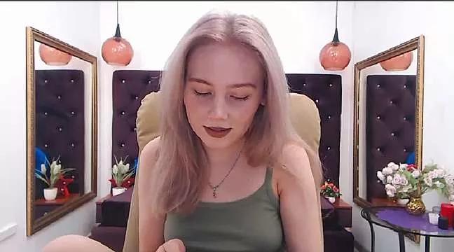 HelenLee1 from StripChat