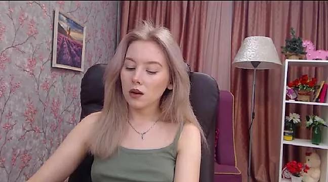 HelenLee1 from StripChat