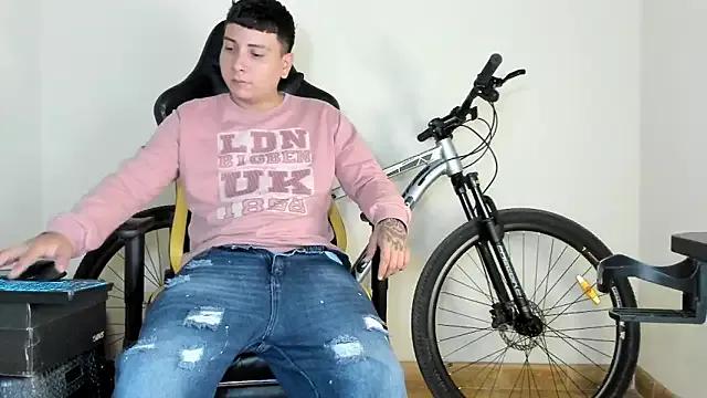 Customizable and immersive - Activate your taste buds and check-out our delicious choice of bondage cams streams with excited models getting their amazing bodies screwed with their beloved sex toys.