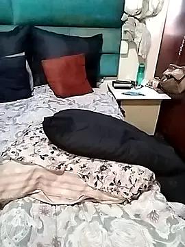 hemilynthomas2467 from StripChat is Freechat