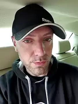 highninetyfive from StripChat is Freechat
