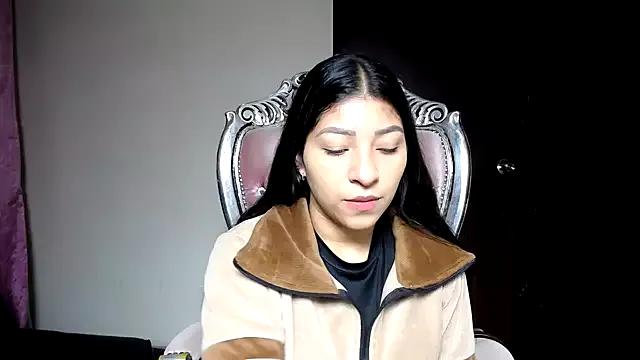 holly20a from StripChat is Freechat