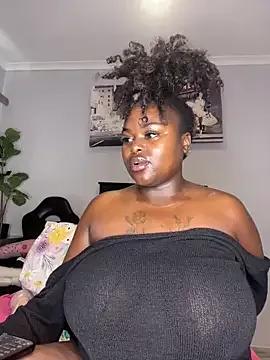 Honeycoco0211 from StripChat is Freechat