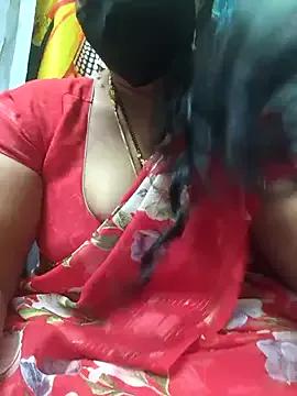 hot-telugu-queen from StripChat is Freechat