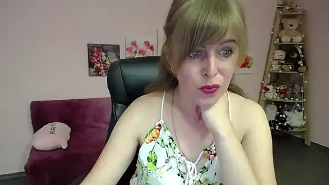 Hot_Milady from StripChat is Freechat