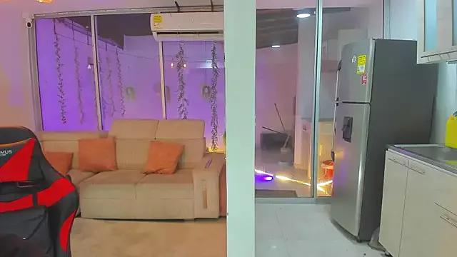 Customizable and immersive - Activate your taste buds and check-out our delicious choice of bondage cams streams with excited models getting their amazing bodies screwed with their beloved sex toys.