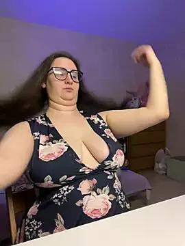 hungry1bunny from StripChat is Freechat