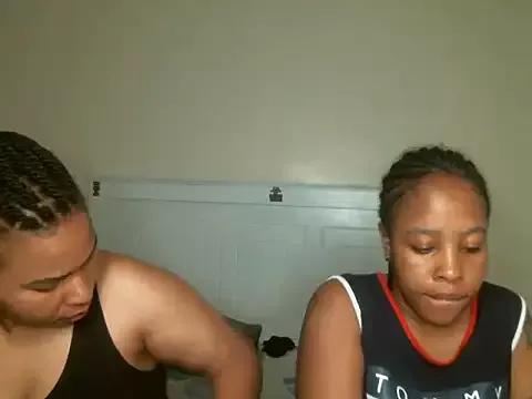 Photos of I-am-iconic from StripChat is Freechat