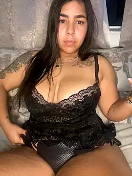 iarinhalatina from StripChat is Freechat