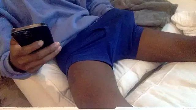 ilovemyleshigh from StripChat is Freechat