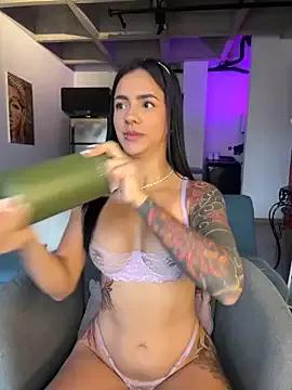 im_susanne from StripChat is Freechat