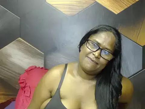 IndianDeluxe from StripChat is Freechat