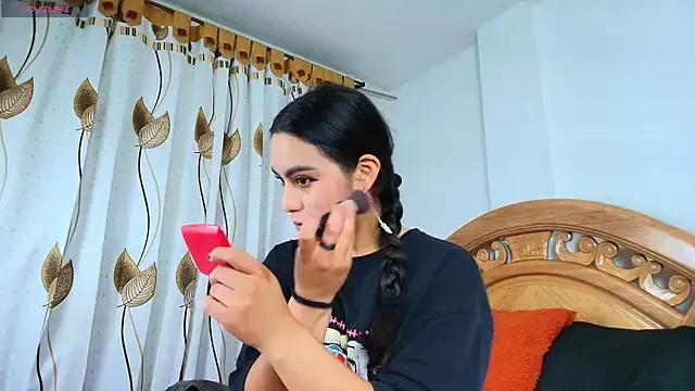 iris_mandarine from StripChat