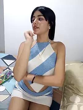 Isa_Dolly from StripChat is Freechat