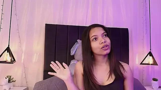 Isabelgh_ from StripChat is Freechat