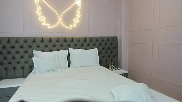 Customizable and immersive - Activate your taste buds and check-out our delicious choice of bondage cams streams with excited models getting their amazing bodies screwed with their beloved sex toys.
