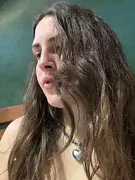 isadelasestrellas from StripChat is Freechat