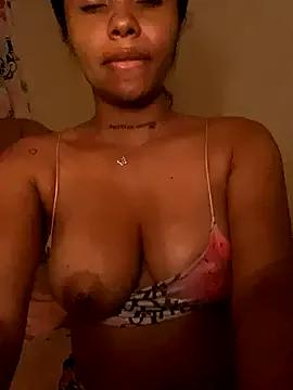Itanny from StripChat is Freechat