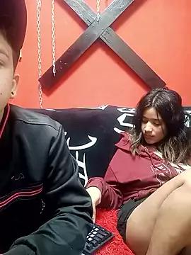 jenner_and_Lion from StripChat is Freechat