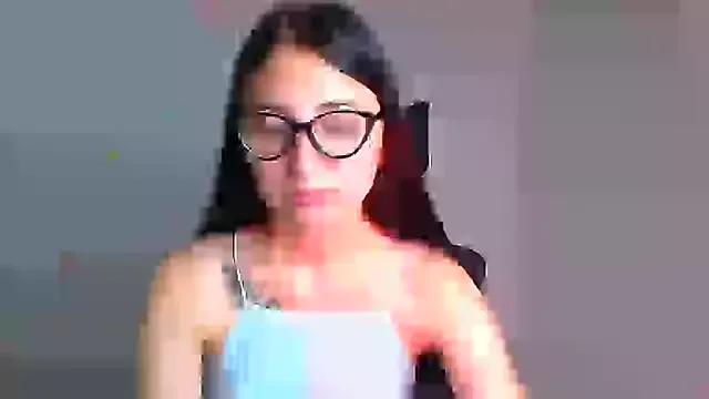 Jennifer_Blum from StripChat is Freechat