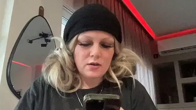 JessicaBunny from StripChat is Freechat