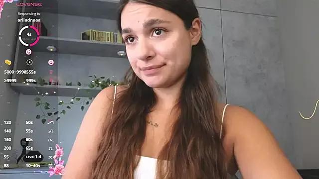Jessiiexi from StripChat is Freechat